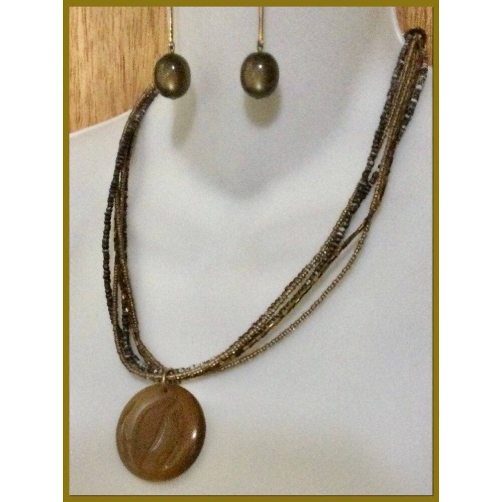 Pendant Necklace & Earrings